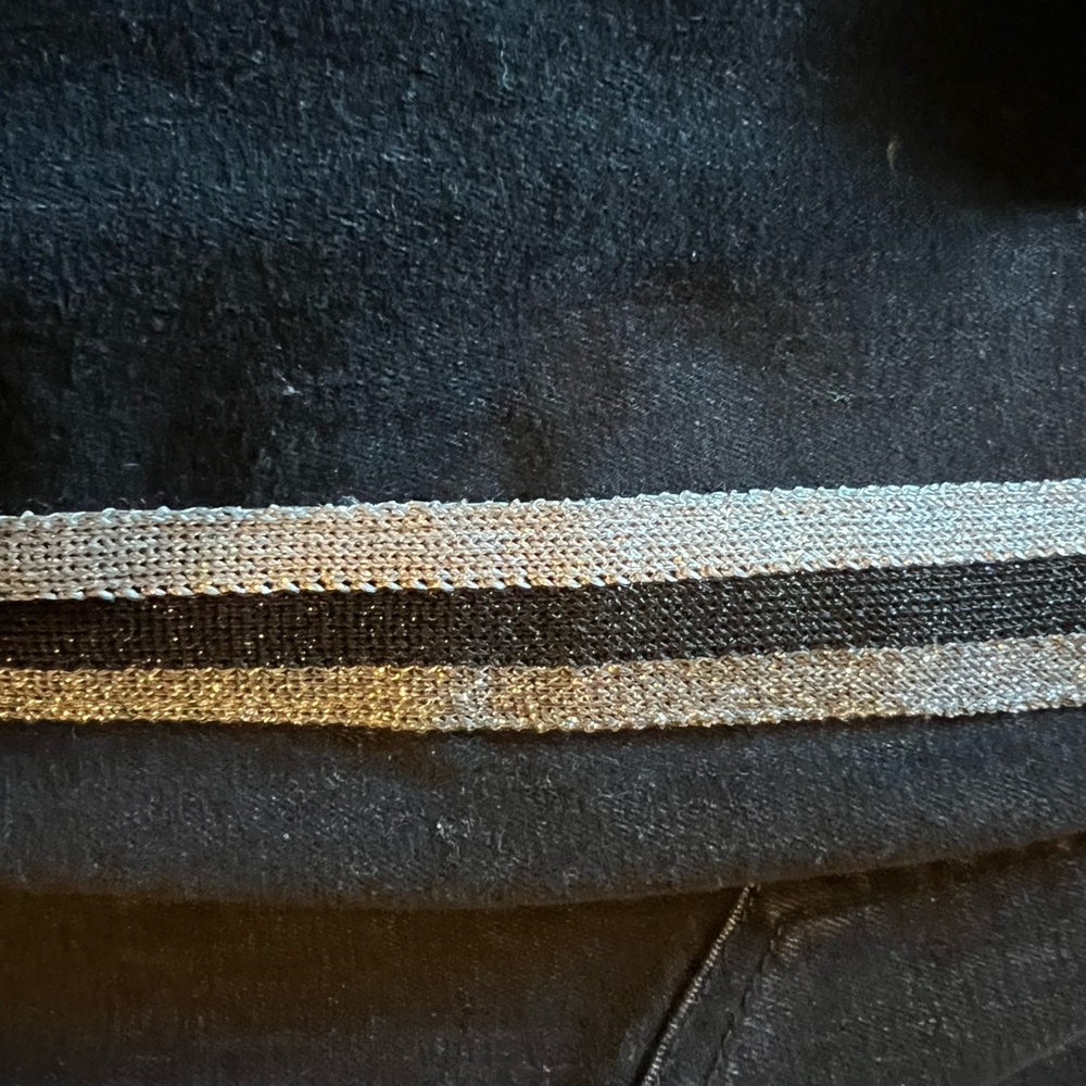 Joes Jeans Black with Metallic SilverSide Stripe Women's Size: 25 MSRP: $139 - Picture 5 of 7